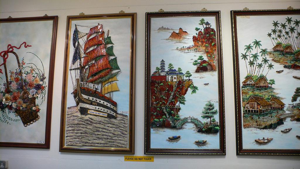 2008-10-09_042028_2014.jpg - Wycieczka objazdowa - Cóż za arcydzieła sztuki użytkowej - wszystko z kamieni półszlachetnych - prawie jak nasze obrazy zs skóry