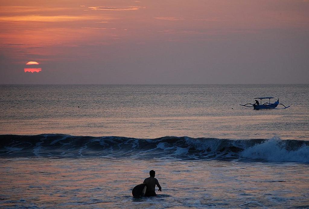 Kuta Sunset.jpg