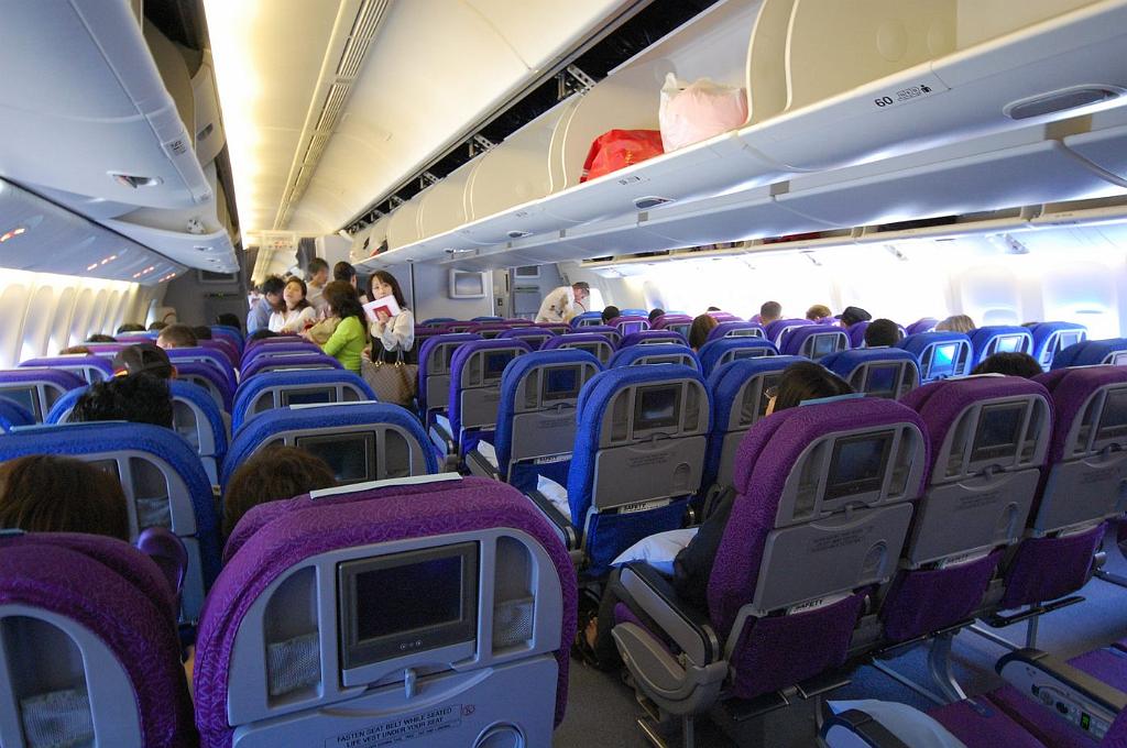 2008-10-10_102636_0357.jpg - w Boeingu 767